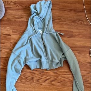 FOLLOW MY DEPOP @beaxsilva FOR CUTE VINTAGE/Y2K FINDS!